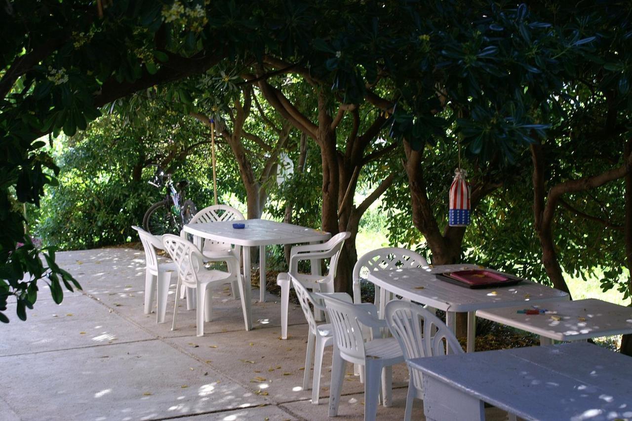 Family Friendly Seaside Apartments Vlasici, Pag - 4319 Exterior photo
